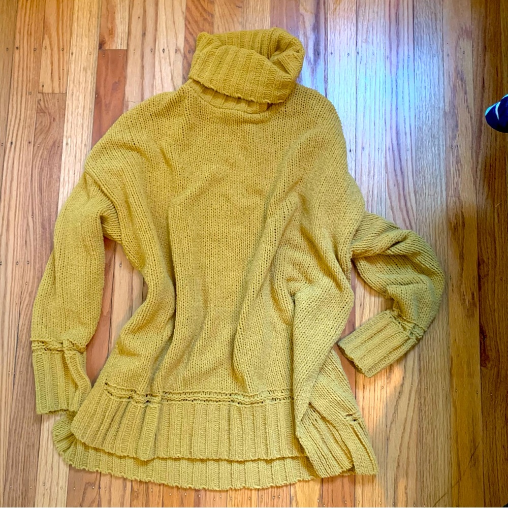 Oversized Sweater Size Small